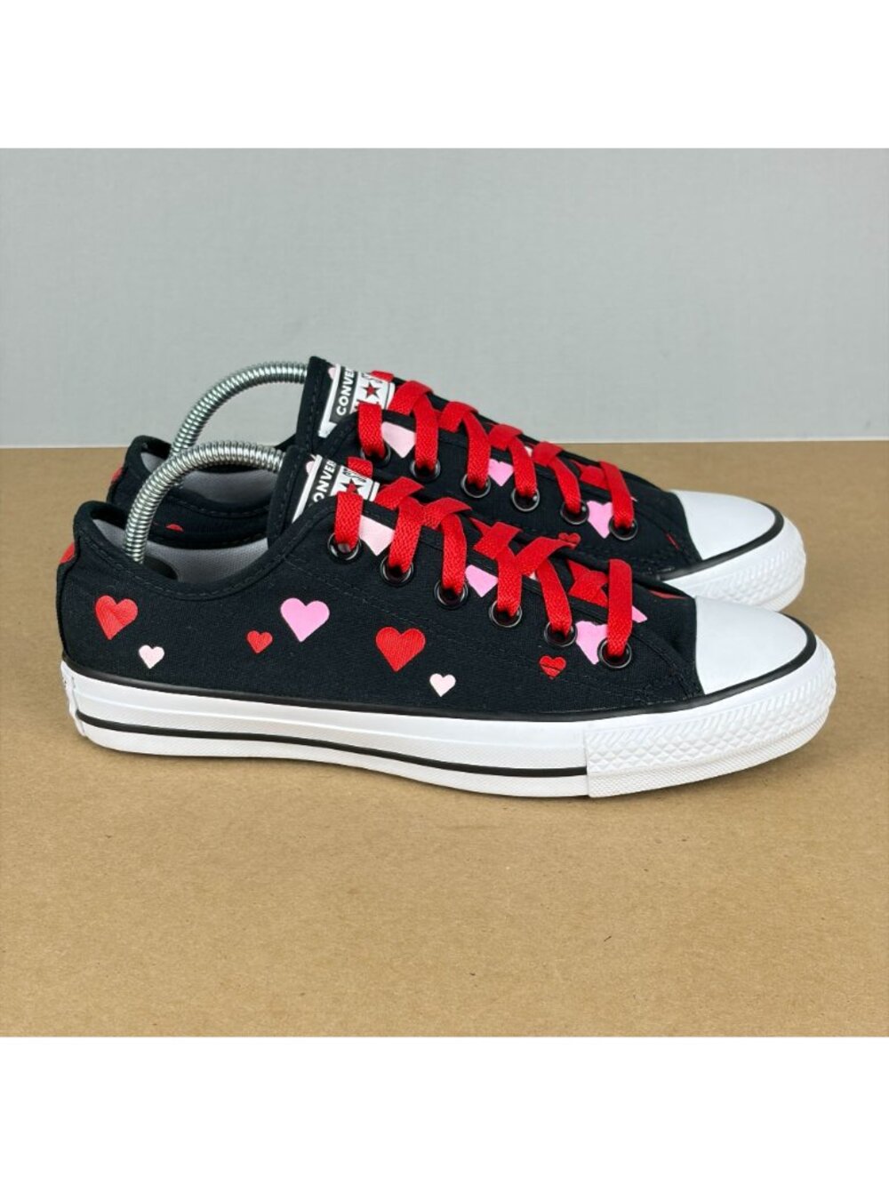 Converse Chuck Taylor All Star Heart Print Sneakers Womens 7 Black Pink Red - Picture 3 of 10